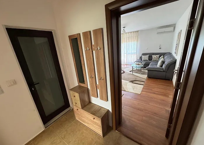 United 3 桑丹斯基